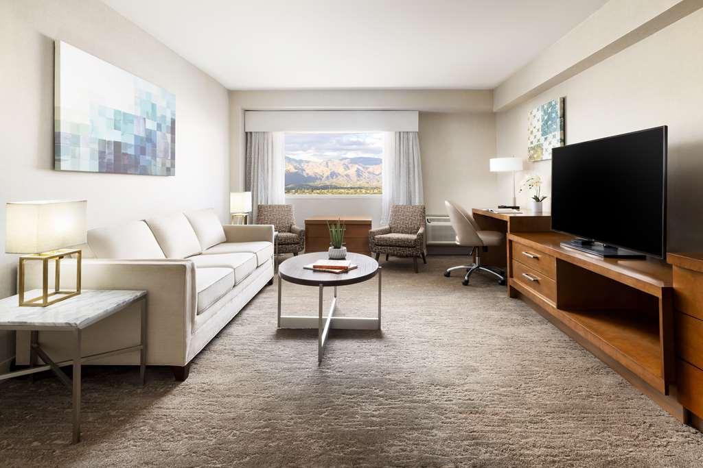 Hilton Tucson East Hotel Bilik gambar